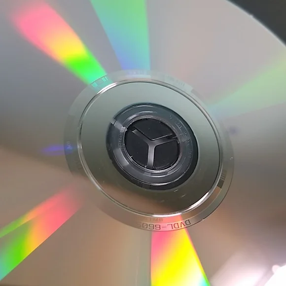 Fury, DVD - Picture 11 of 12